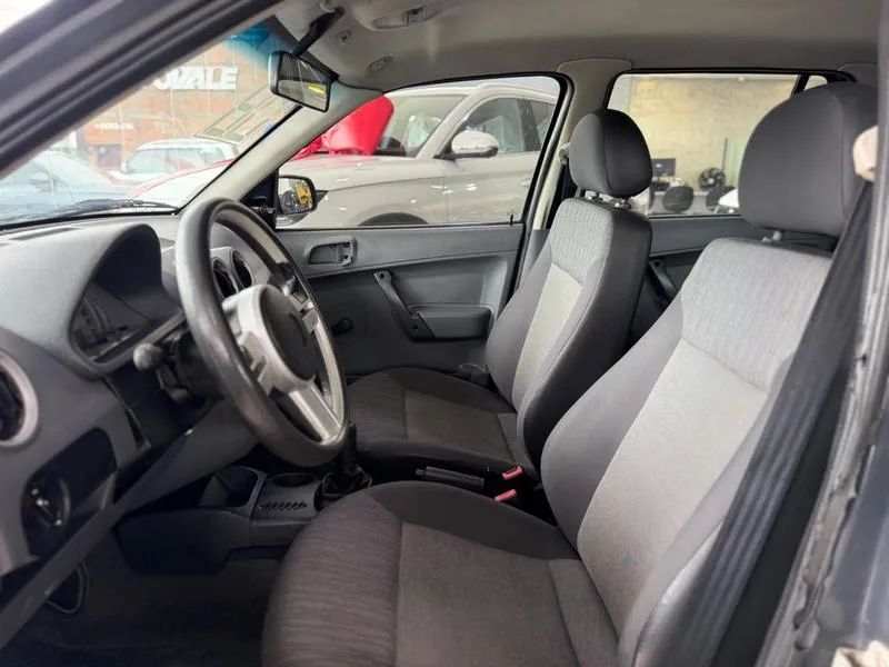 Volkswagen Gol City 1.6 MI 8V 4P (álcool), foto 13 de 17