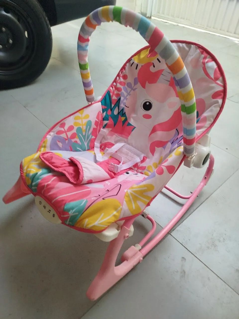 Cadeirinha de descanso com balanço e música - Foto 3
