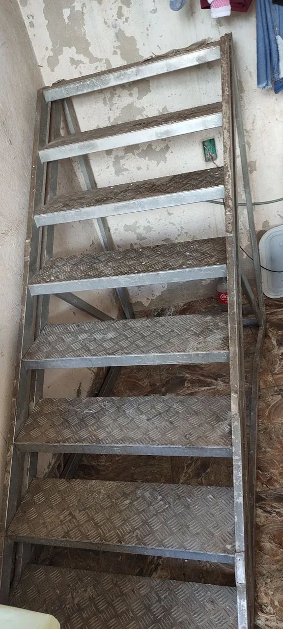 Escada de alumínio  - Foto 2