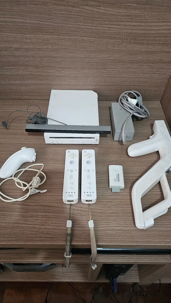 wiiです Nintendo Wii Completo (Mod. Japonês ) - Consoles de Vídeo Game