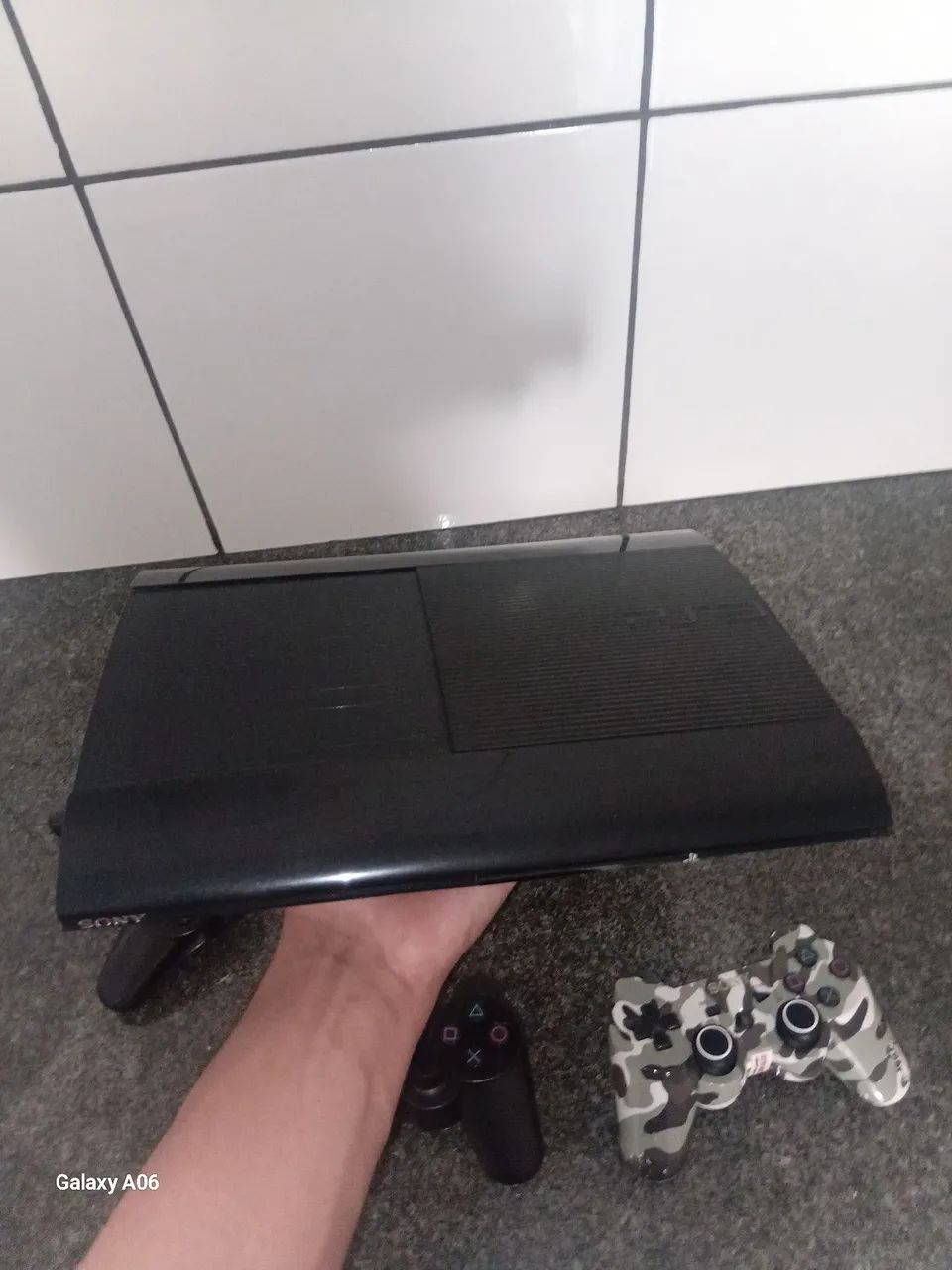 PlayStation 3 Super Slim - 465GB - Desbloqueado  - Foto 5
