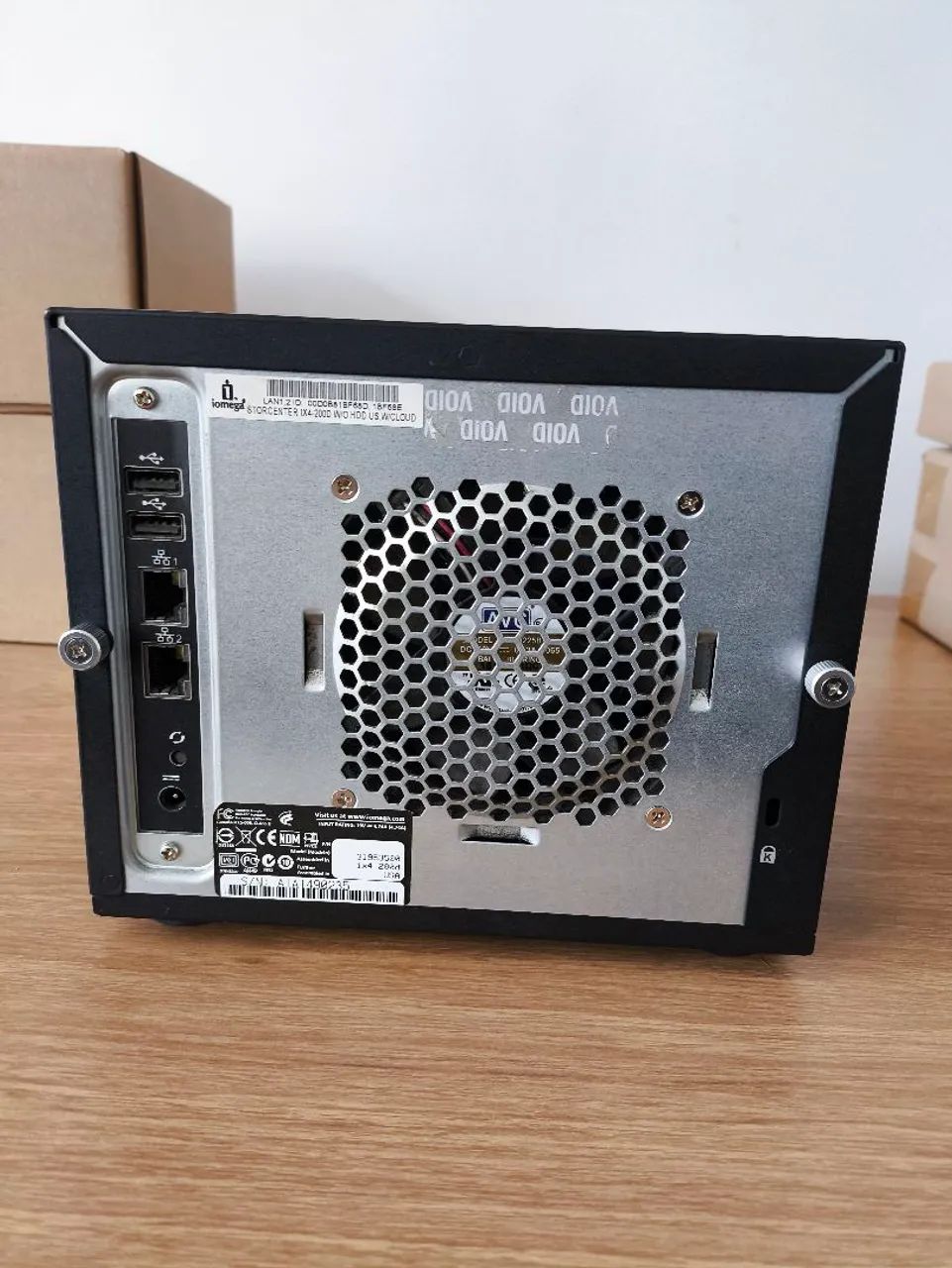 Storage iomega ix4-200d com 4x1TB WD PURPLE - Foto 4