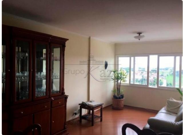 Apartamento à venda com 3 dormitórios cod:V30335LA - Foto 2