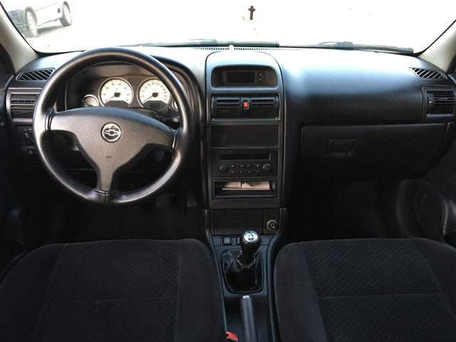 GM Astra 2010 - Foto 6