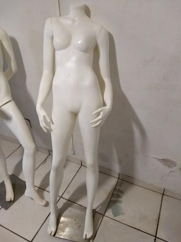 Manequins