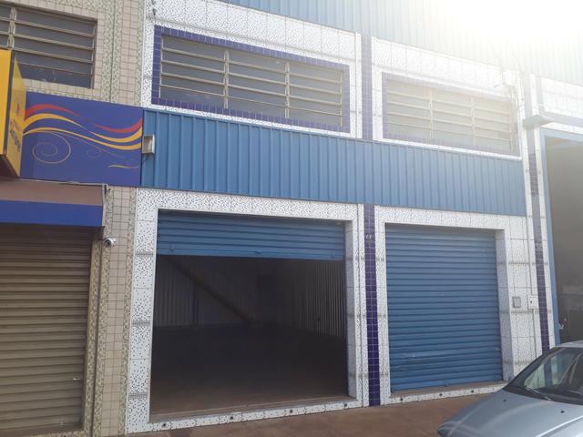 Alugo salão comercial em Jardinópolis - Foto 4