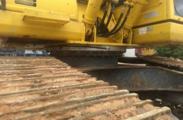Esvadeira hidráulica pc 200 komatsu 11/11 - Foto 4