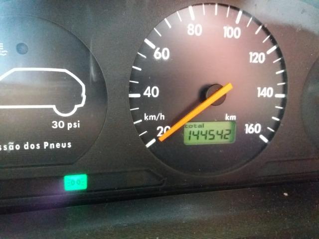 Volkswagem Gol GIII 2005 4 portas alcool - Foto 5