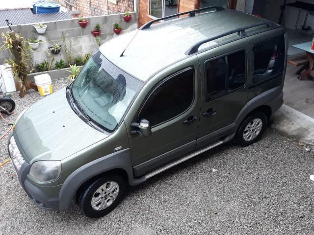 Doblo Adv 1,8 06 lugares linda aceita troca baixo valor