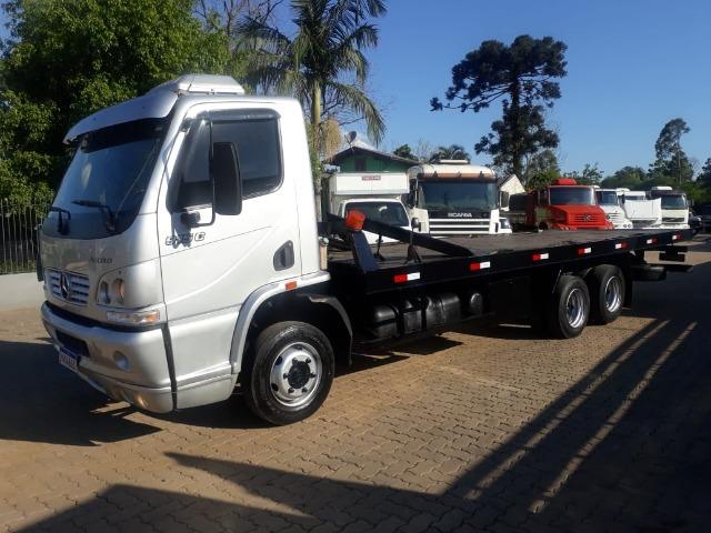 MB 915 Plataforma