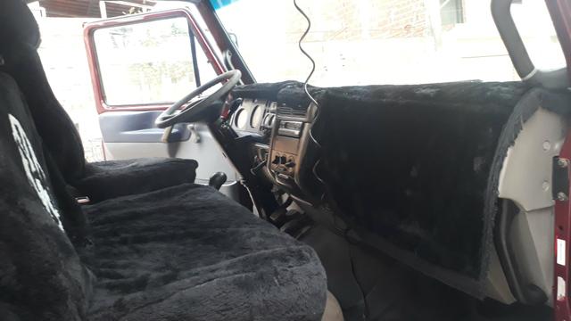 Vendo ou troca em caminhao bitruk caroceria - Foto 4