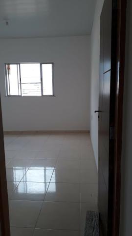 Alugo 02 pequenos apartamentos, primeira locação - Foto 9