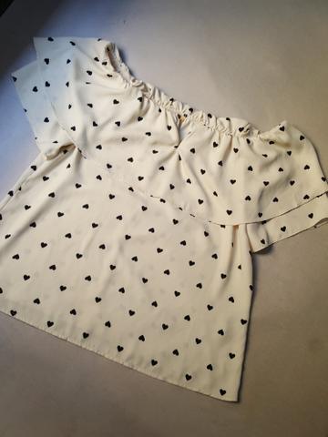 Blusinha ombro a ombro - Tam 36/38