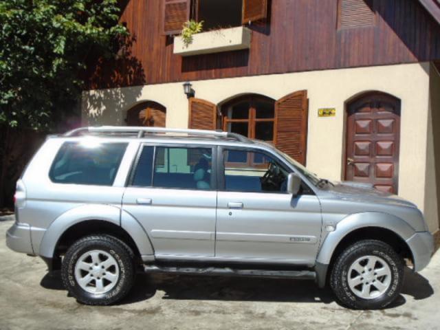 Mitsubishi Pajeto Sport HPE 4X4 3.5 V-6 Automática 200cv Completa - Foto 14