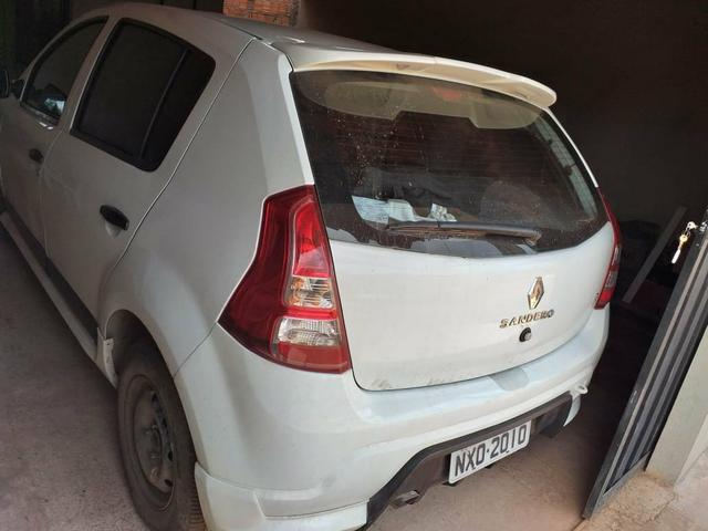 Vendo ou troco sandero 1.6 - Foto 3