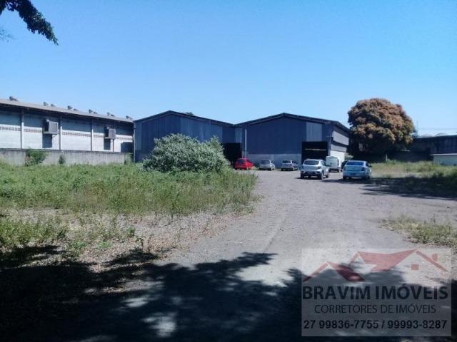 Galpão com área de total de 6.000m²