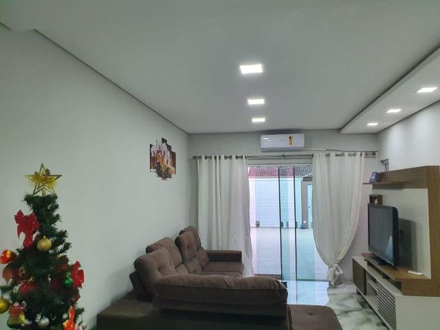 Casa com piscina alto padrão à 350 metros da beira mar. Confira - Foto 13