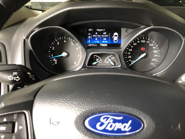Ford Focus Hatch titanium 2.0 automático 2016/2016 - Foto 8