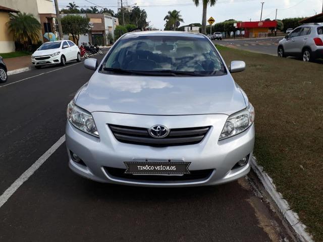 Toyota Corolla GLI ? 2010/2011 ? 1.8 FLEX - Manual - Cor Prata - 2° Dono - (Completo) - Foto 2
