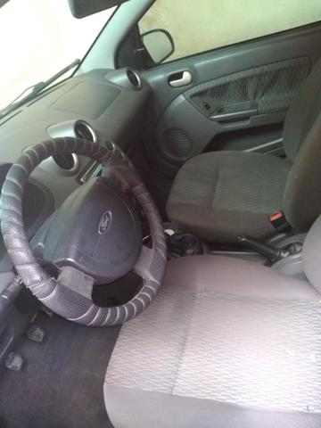 Ford fiesta sedan - Foto 7