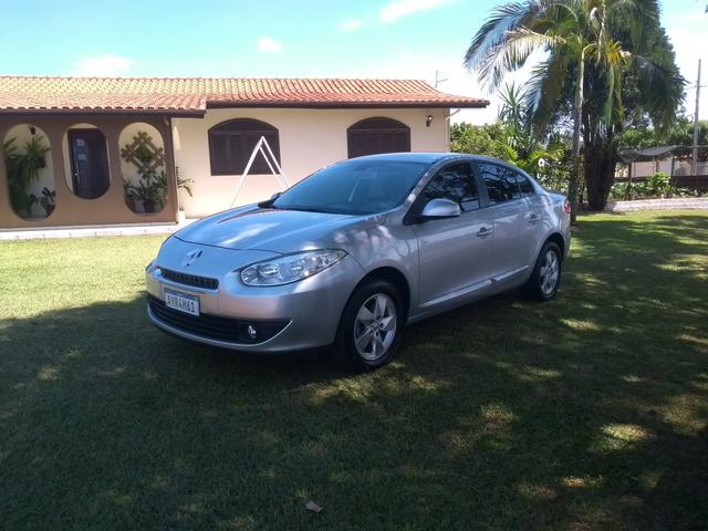 Fluence 2014 com 58.000km
