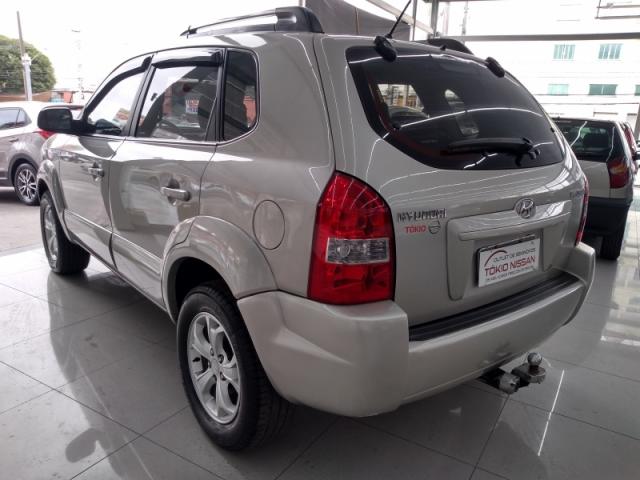 HYUNDAI TUCSON 2.0 MPFI GL 16V 142CV 2WD GASOLINA 4P AUTOMATICO. - Foto 3