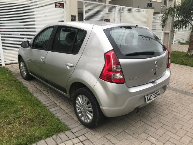 Sandero Privilege 1.6 - Foto 2