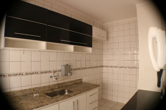 Apartamento Térreo Jd. Califórnia - 2quartos, 3 banheiros, 2 Quintais , 1 vaga - 110Mts - Foto 6