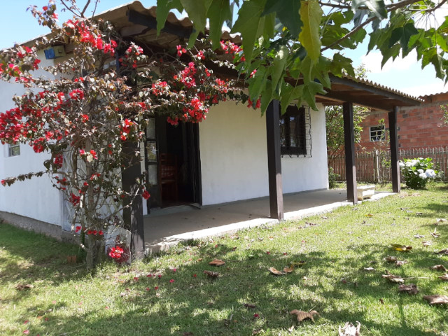 Velleda oferece sítio 1100 m², casa nova alvenaria, 1 km da RS-040