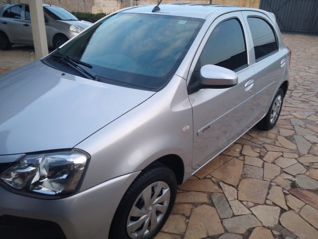 ETIOS X COMPLETO IMPECÁVEL ÚNICO DONO