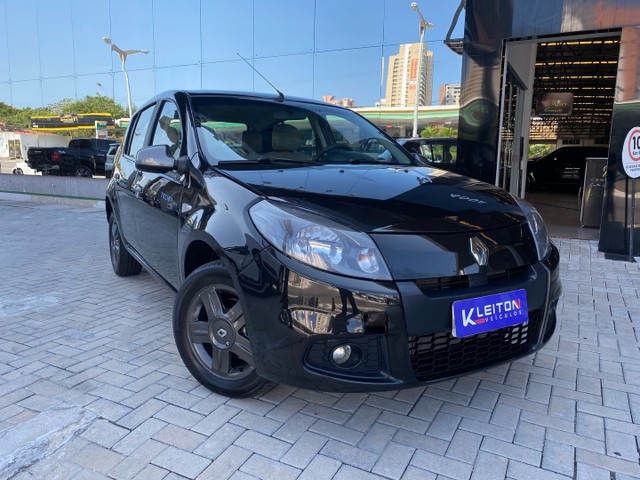 RENAULT SANDERO 1.0 TECHRUN 2014