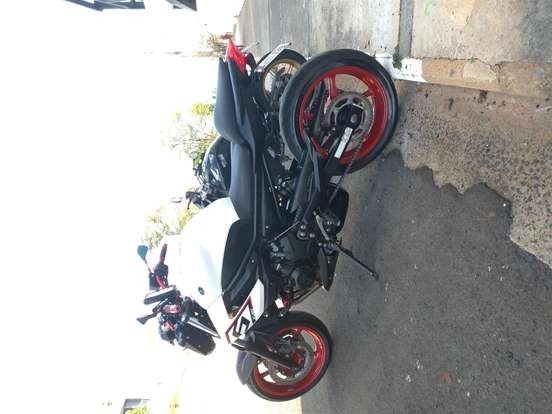YAMAHA XJ6N