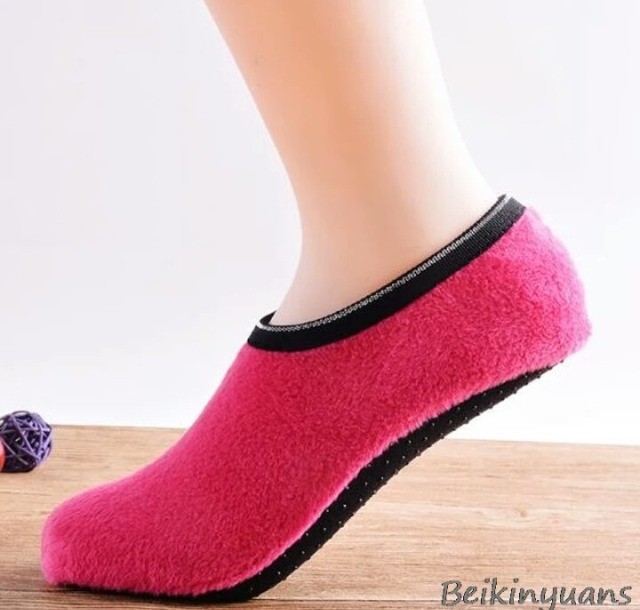 Meias e luvas antislip (Leia o anúncio) - Foto 5