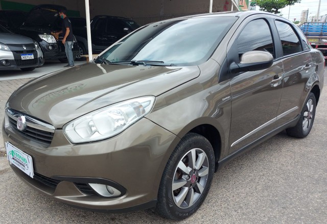GRAND SIENA 2013 ESSENCE 1.6 DUALOGIC COMPLETO