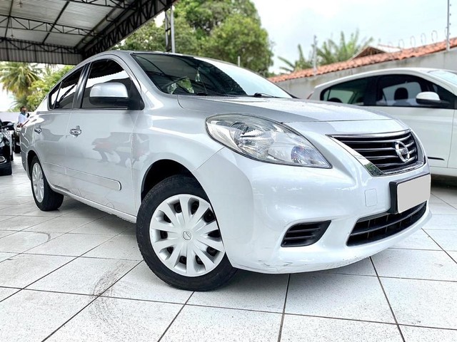 CENTRAL CAR VERSA 1.6 SV EXCELENTE ESTADO!