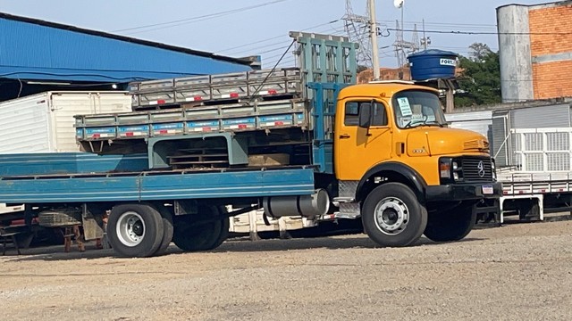 MB 1313 DIREÇÃO HIDRAULICA FREIO AR MANETE