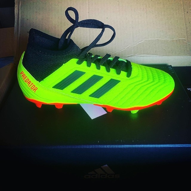 adidas predator lime green