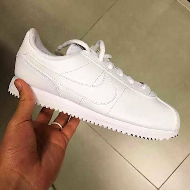 nike cortez womens all white