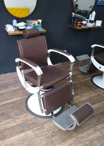 Cadeira barbeiro ferrante usada