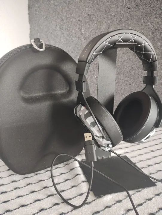 HEADESET CORSAIR + Case