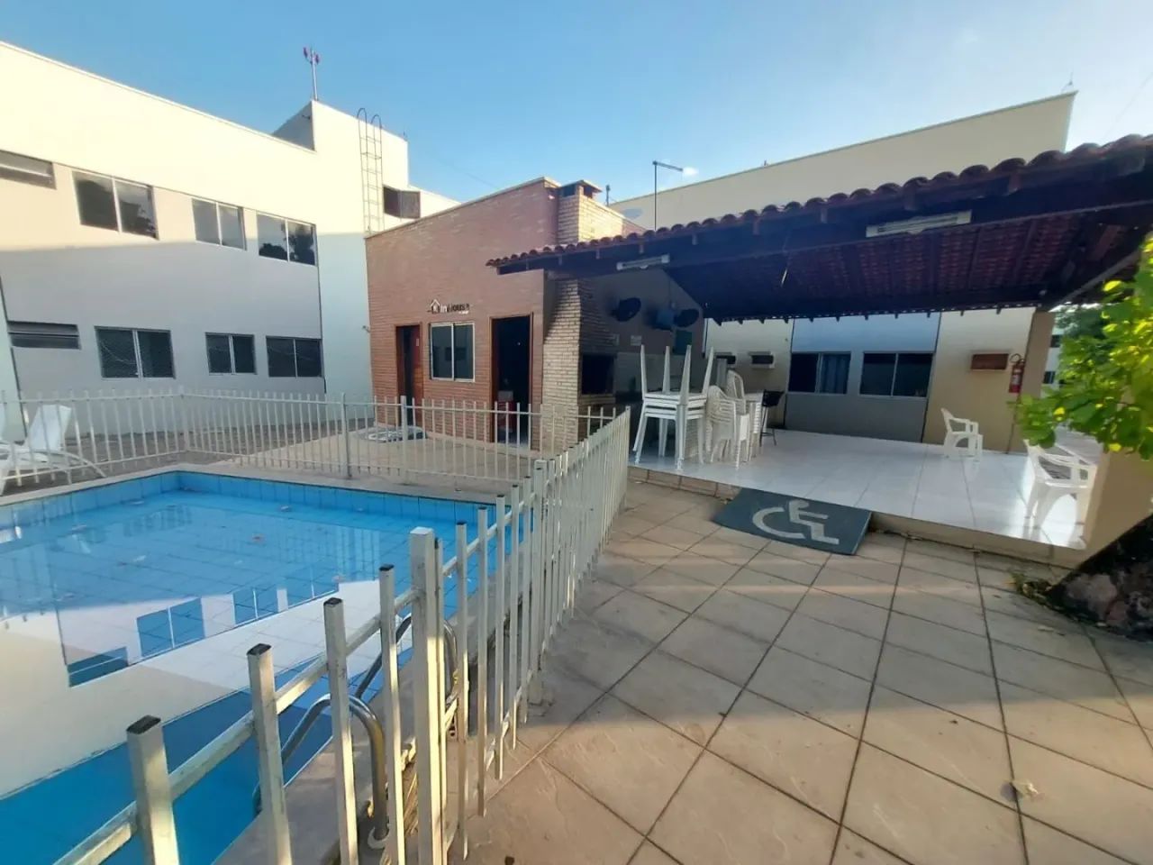 KM VENDE-SE APARTAMENTO NO BAIRRO PEDRA MOLE EM CONDOMÍNIO FECHADO - Foto 3