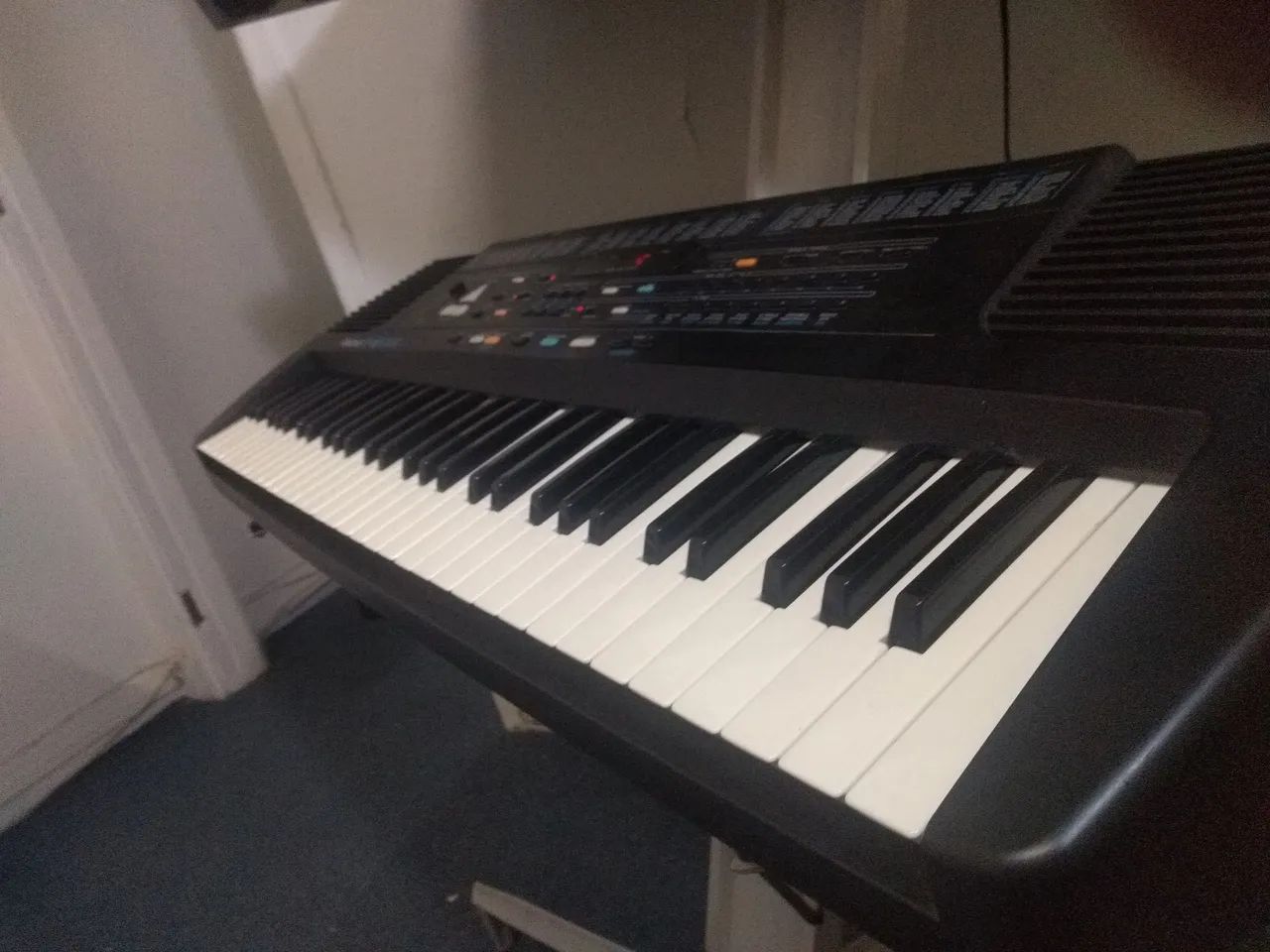 Teclado arranjador Roland, tudo revisado na autorizada - Instrumentos ...