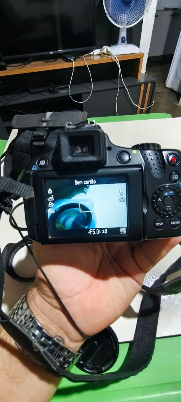 Camera Canon SX 50hs 64318752640130123