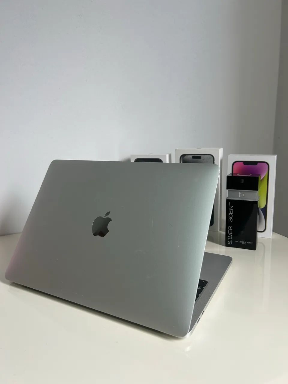 MacBook Pro 2020 i5 8/256gb - Notebooks - Setor Central, Goiânia