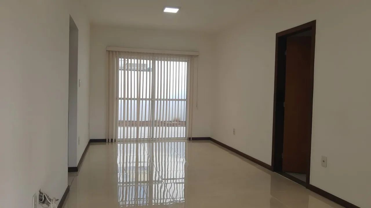 Vila Das Palmeiras no SIM;3/4  c Suíte; Garagem para 2 veículos; Armarios de cozinha e Ban - Foto 2