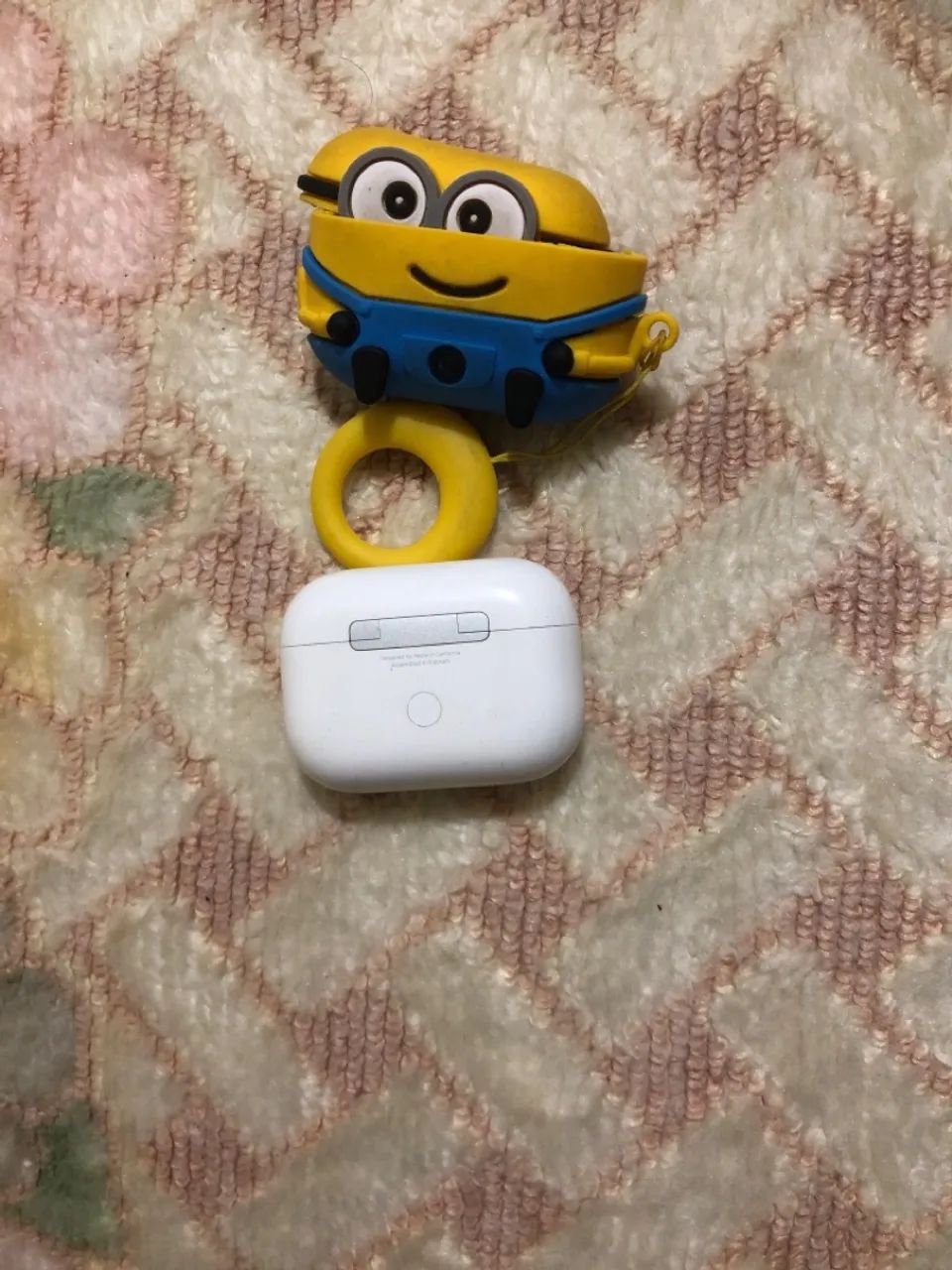 AirPods Pro com capa de Minion - Foto 2