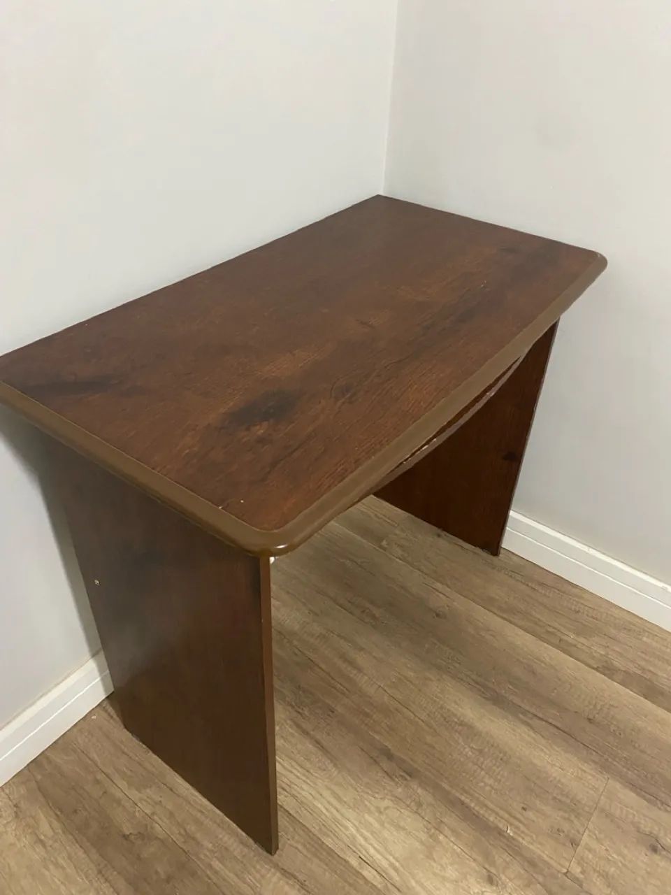 Mesa de Escritório com Bandeja Retrátil - Foto 3