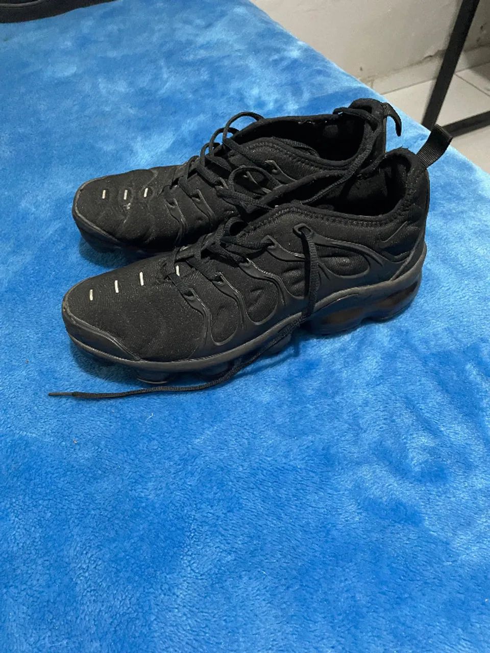 Tenis Vapor Max Plus Preto Nike Vapormax Plus Preto E Dourado