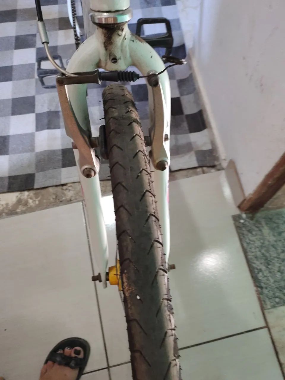 Bicicleta aro 26 em boas condições tem nota fiscal - Foto 4