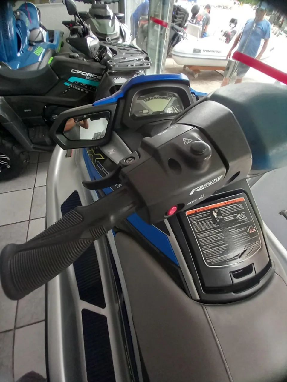 Jet Ski Yamaha VX Cruizer 1100 Azul 248 horas Estado de Novo - ano 2020 - Foto 6
